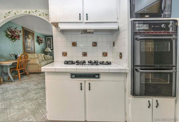 Interior, Kitchen, Tile Countertops