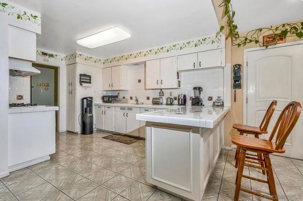 Interior, Kitchen, Tile Countertops