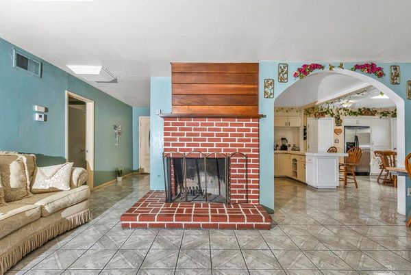 Fireplace, Interior, Kitchen