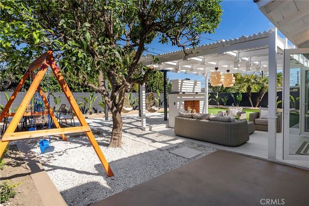 Backyard, Exterior, Playground