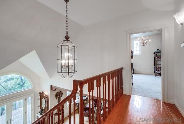Chandelier, Dining room, Interior, Pendant Lights, Wood Texture Flooring