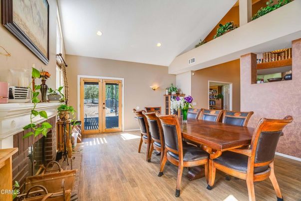 Dining room, Fireplace, Interior, Recessed Lighting, Wood Texture Flooring