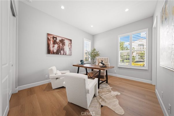 Home Office, Interior, Recessed Lighting, Wood Texture Flooring