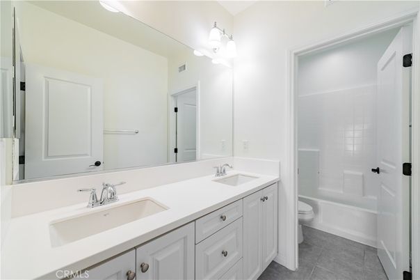 Bathroom, Dual Sink Vanities, Interior