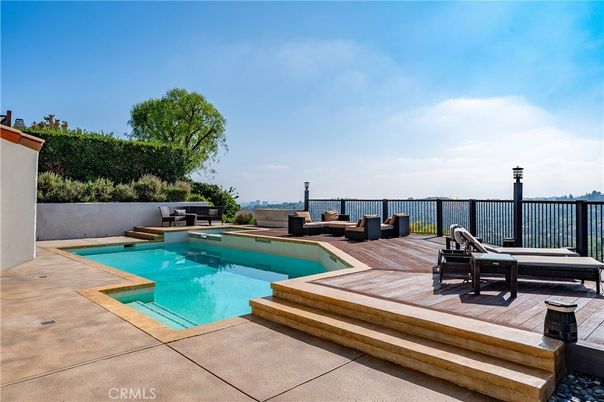 Exterior, Pool, Water