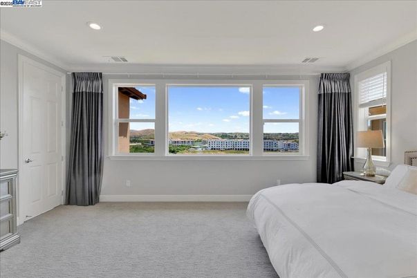 Bedroom, Interior, Recessed Lighting, Water