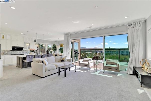 Dining room, Interior, Kitchen, Living room, Pendant Lights, Recessed Lighting