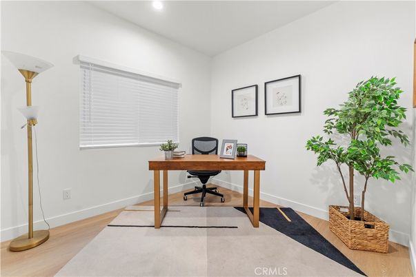 Home Office, Interior, Recessed Lighting, Wood Texture Flooring