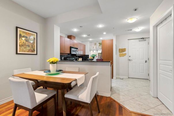Dining room, Interior, Kitchen, Recessed Lighting, Wood Texture Flooring