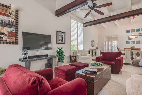 Interior, Living room, Pendant Lights, Wooden Beams