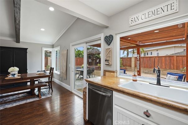 Dining room, Interior, Kitchen, Recessed Lighting, Wood Texture Flooring