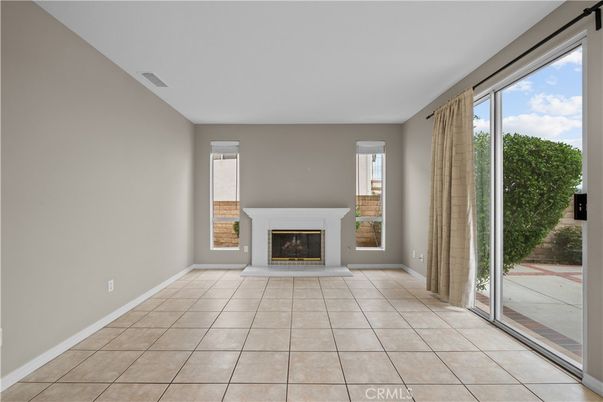 Empty room, Fireplace, Interior