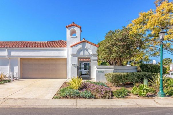 Attached, Exterior, Facade, Spanish Mediterranean