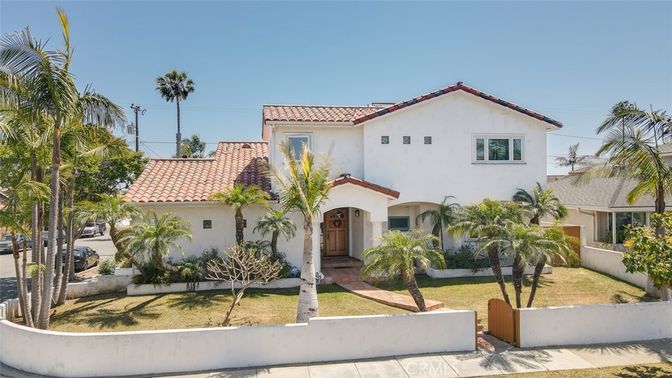 Backyard, Exterior, Facade, Spanish Mediterranean