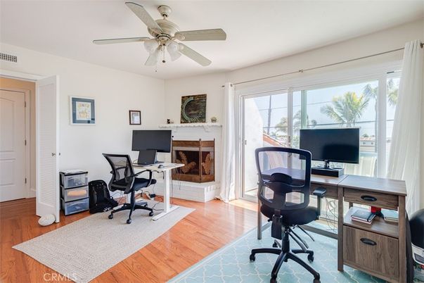 Fireplace, Home Office, Interior, Wood Texture Flooring