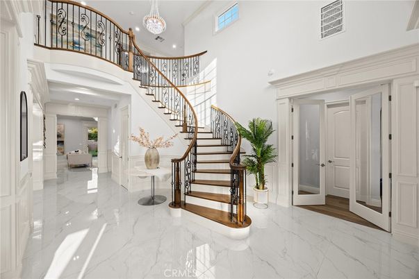 Chandelier, Interior, Marble, Recessed Lighting