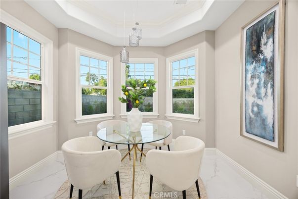Dining room, Interior, Marble, Pendant Lights