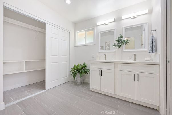Bathroom, Dual Sink Vanities, Interior, Recessed Lighting, Walk-in Closets
