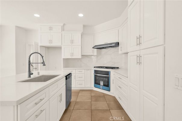 Interior, Kitchen, Recessed Lighting