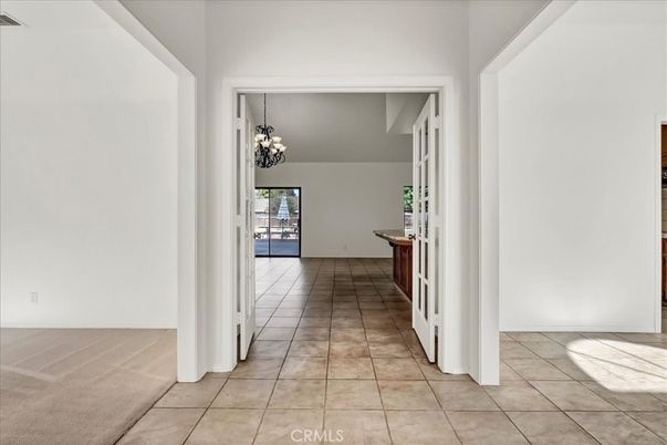 Chandelier, Empty room, Interior