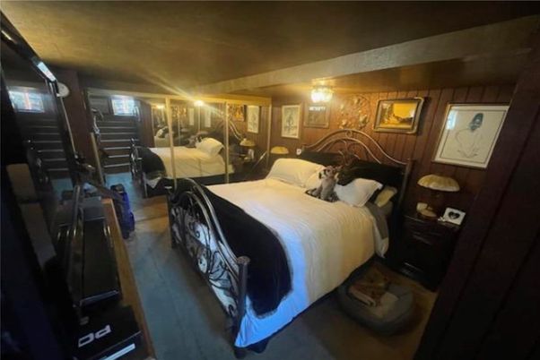 Bedroom, Interior, Wooden Walls