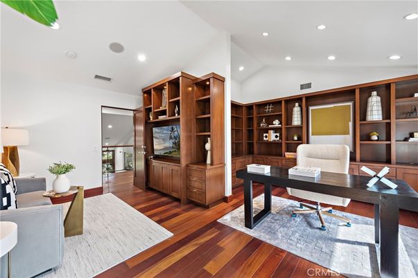 Home Office, Interior, Recessed Lighting, Wood Texture Flooring