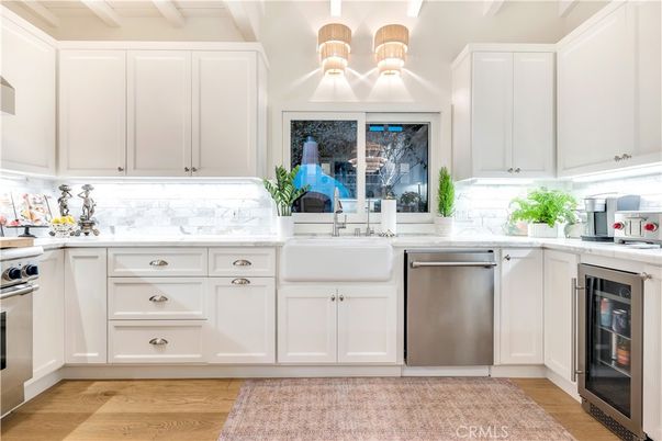 Interior, Kitchen, Stainless Steel Appliances, Wood Texture Flooring