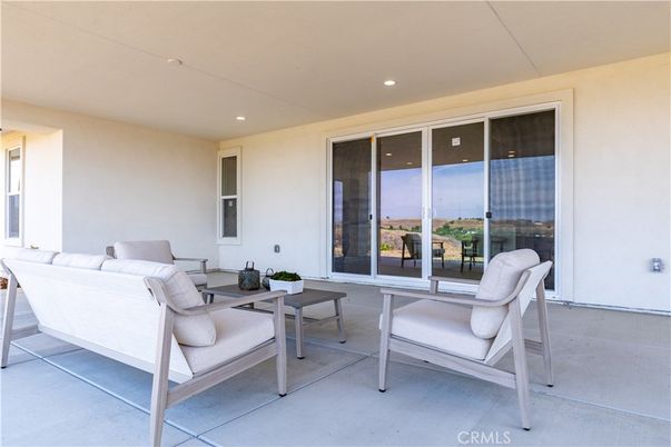 Exterior, Recessed Lighting