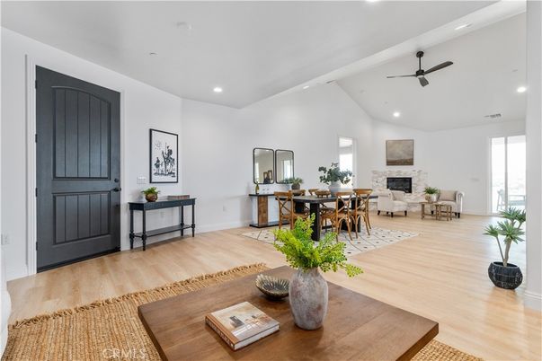 Dining room, Fireplace, Interior, Recessed Lighting, Wood Texture Flooring