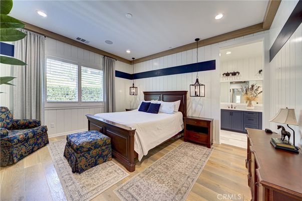 Bedroom, Interior, Pendant Lights, Recessed Lighting, Wood Texture Flooring