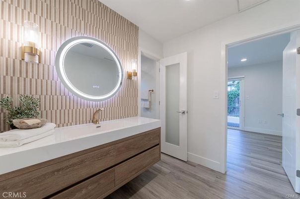 Bathroom, Interior, Recessed Lighting, Wood Texture Flooring