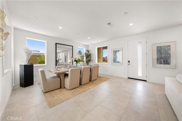 Dining room, Interior, Living room, Recessed Lighting
