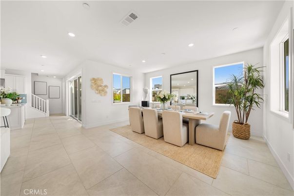 Dining room, Interior, Kitchen, Recessed Lighting