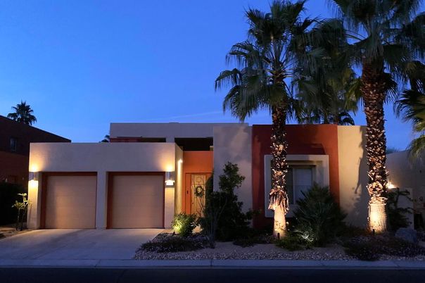 Attached, Exterior, Facade, Modern