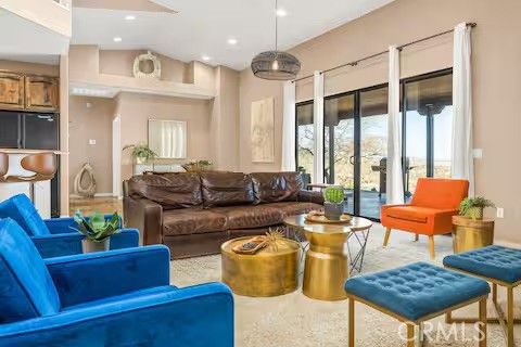 Interior, Living room, Pendant Lights, Recessed Lighting