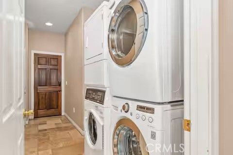 Interior, Recessed Lighting, Utility Closets, Washer
