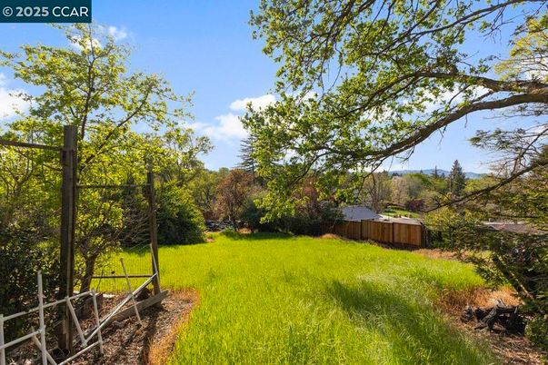 Backyard, Exterior, Hot Tub