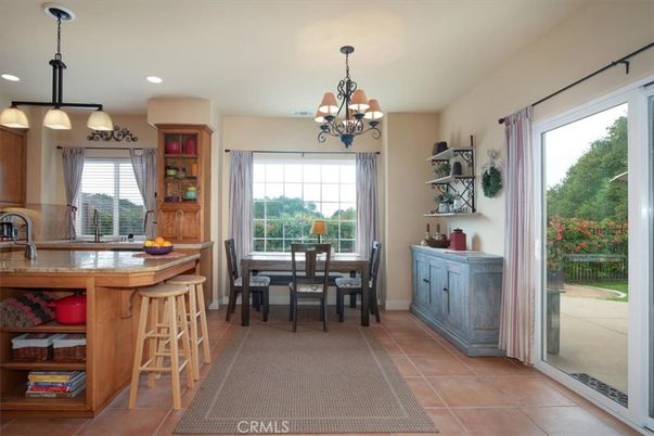 Chandelier, Dining room, Interior, Pendant Lights, Recessed Lighting