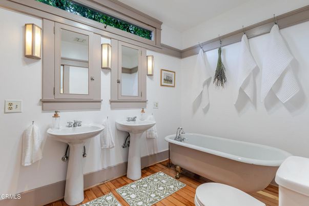 Bathroom, Dual Sink Vanities, Free Standing Baths, Interior, Wood Texture Flooring