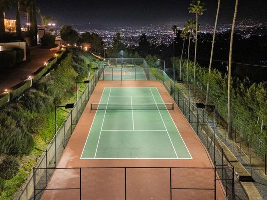 Exterior, Tennis Courts