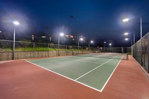 Exterior, Tennis Courts