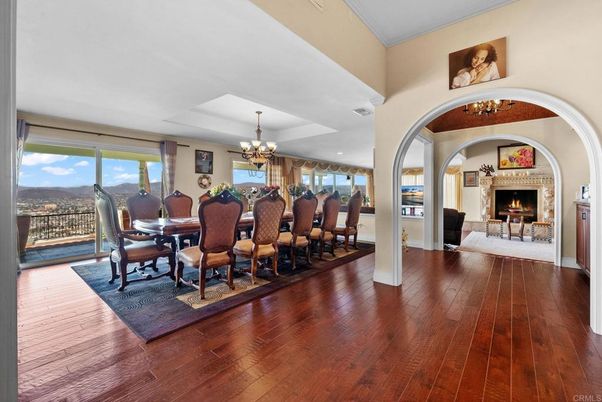 Chandelier, Dining room, Fireplace, Interior, Wood Texture Flooring