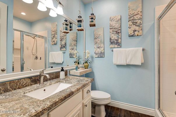 Bathroom, Interior, Recessed Lighting, Wood Texture Flooring