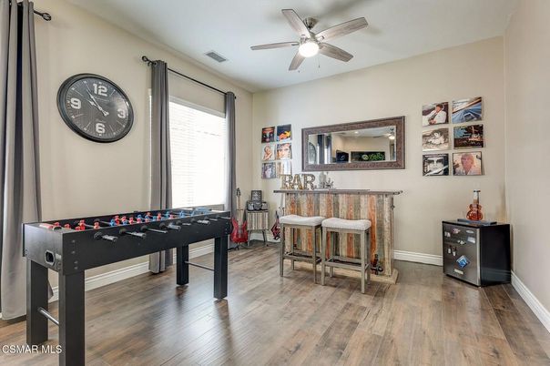 Game Room, Interior, Wood Texture Flooring