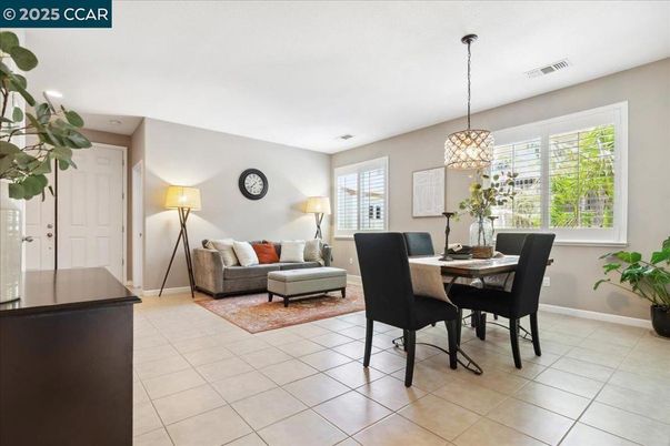 Dining room, Interior, Living room, Pendant Lights