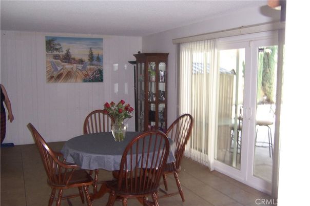 Dining room, Interior
