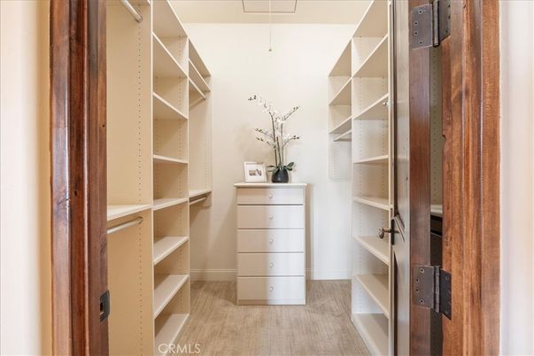 Interior, Walk-in Closets