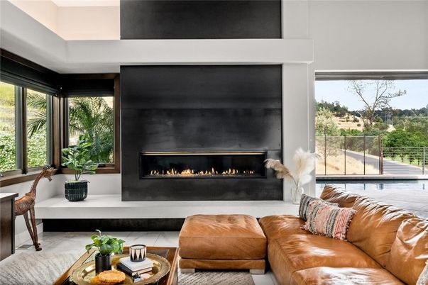 Fireplace, Interior, Living room