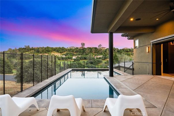 Exterior, Pool, Water