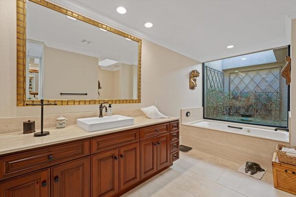 Bathroom, Interior, Recessed Lighting